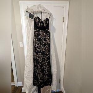 Black Lace evening gown/ prom dress
